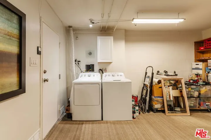 15023 Sherman Way E, Van Nuys, California 91405