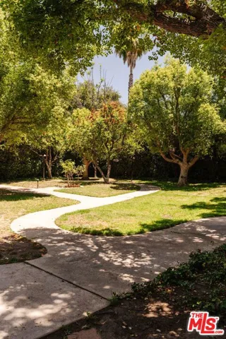15023 Sherman Way E, Van Nuys, California 91405