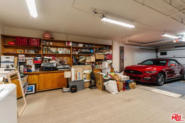 15023 Sherman Way E, Van Nuys, California 91405