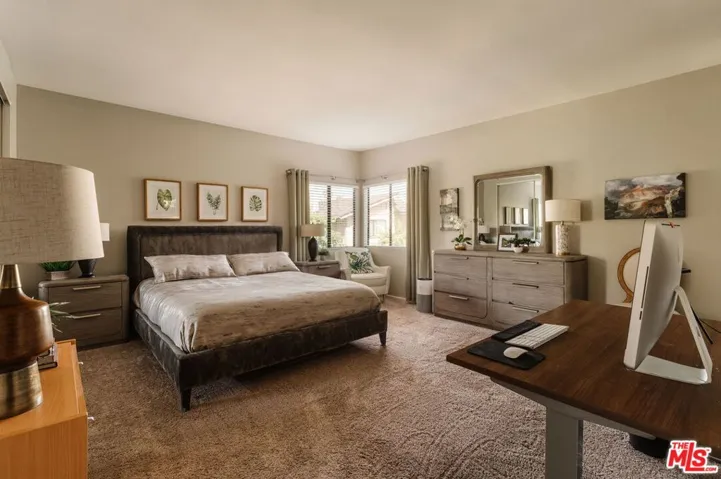 15023 Sherman Way E, Van Nuys, California 91405