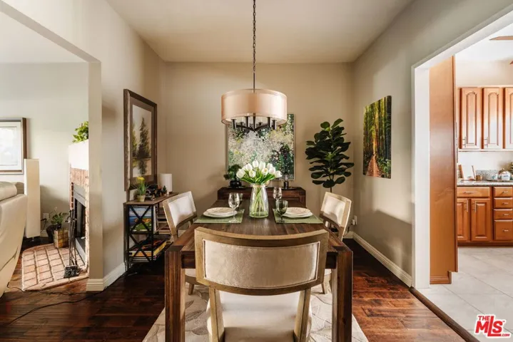 15023 Sherman Way E, Van Nuys, California 91405
