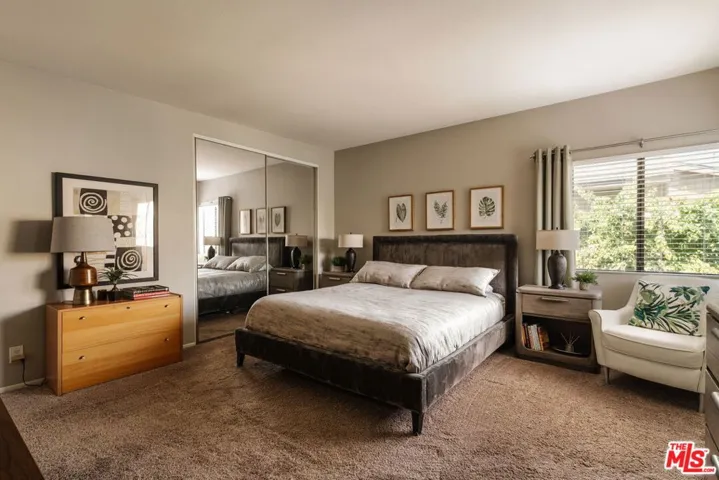 15023 Sherman Way E, Van Nuys, California 91405