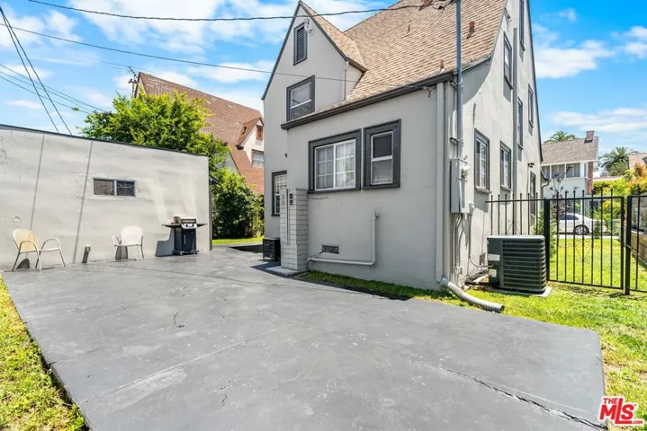 1701 La Fayette Road, Los Angeles, California 90019
