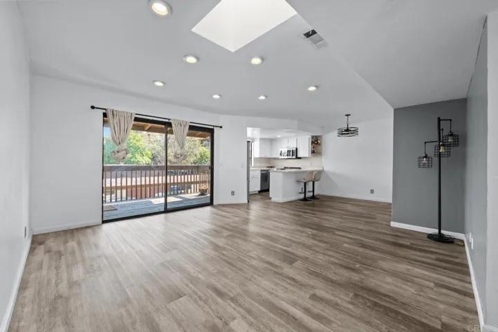 440 Citracado Parkway 38, Escondido, California 92025