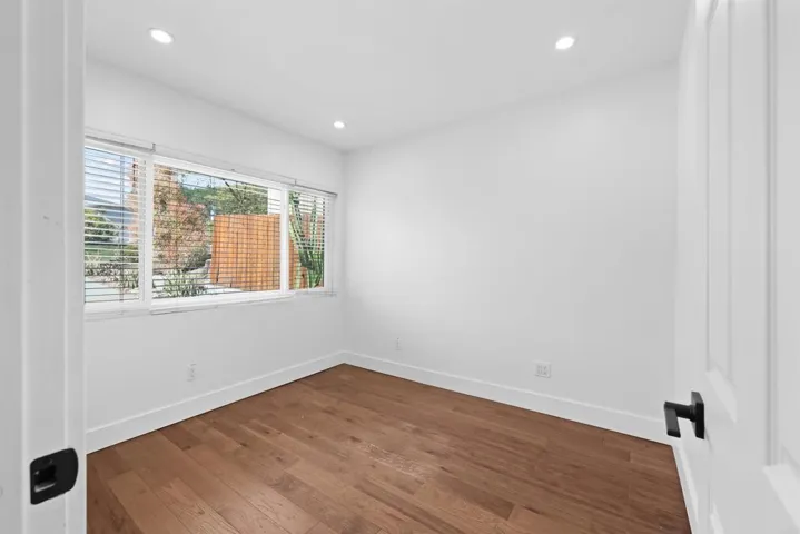 6887 Colorado Ave, La Mesa, California 91942