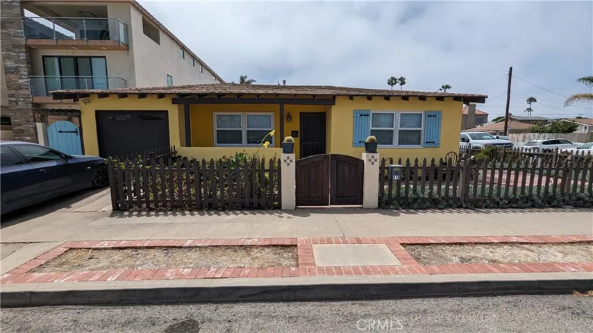419 California Street, Huntington Beach, California 92648