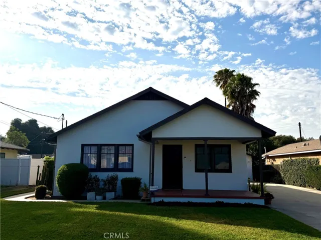 1572 Hillcrest, Riverside, California 92501