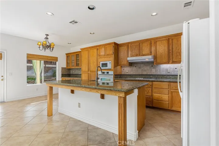 35841 Avignon Court, Winchester, California 92596