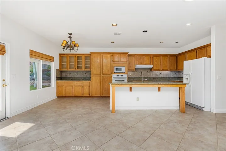 35841 Avignon Court, Winchester, California 92596