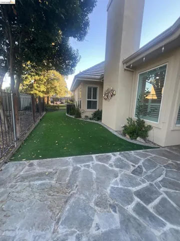 Stone patio with irregular flagstone paving