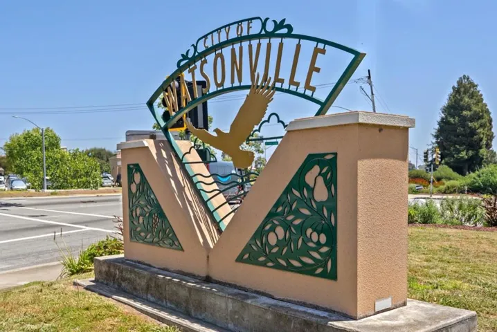 401 San Luis Avenue, Watsonville, California 95076