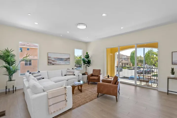 401 San Luis Avenue, Watsonville, California 95076