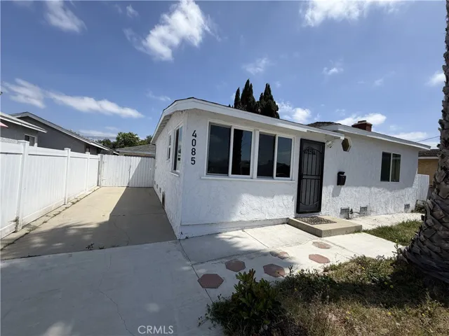 4085 W 141st Street, Hawthorne, California 90250