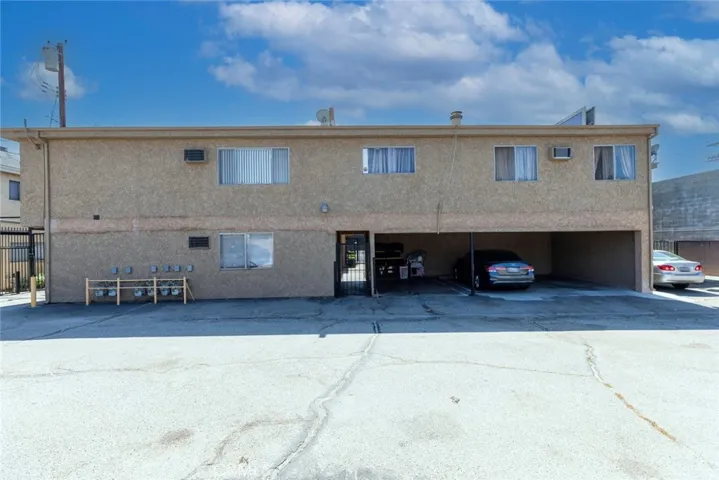 11341 Victory Boulevard, North Hollywood, California 91606