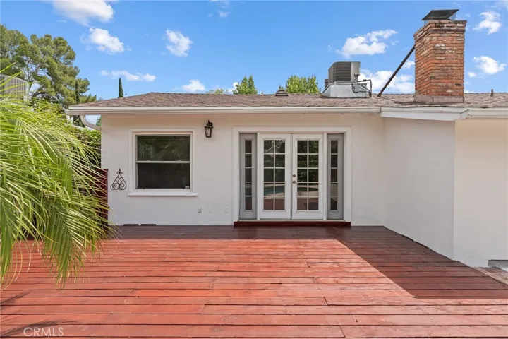 23047 Friar, Woodland Hills, California 91367