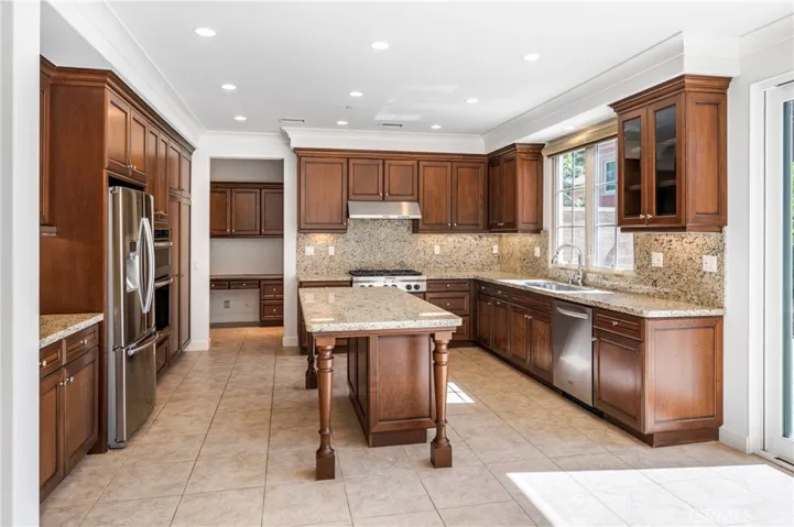 34 Umbria, Irvine, California 92618