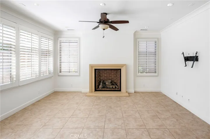 34 Umbria, Irvine, California 92618