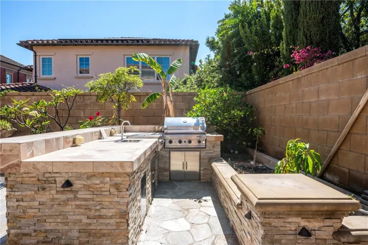 34 Umbria, Irvine, California 92618