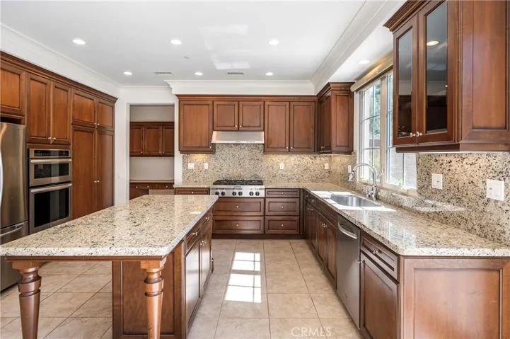 34 Umbria, Irvine, California 92618