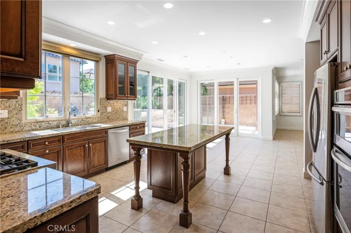 34 Umbria, Irvine, California 92618
