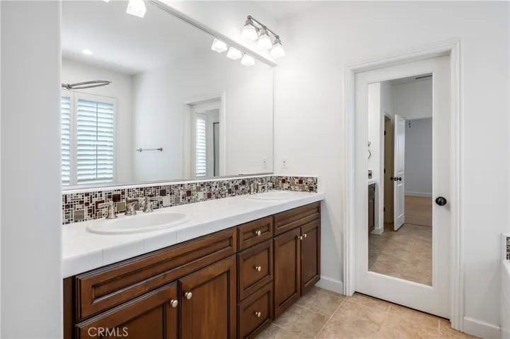 34 Umbria, Irvine, California 92618