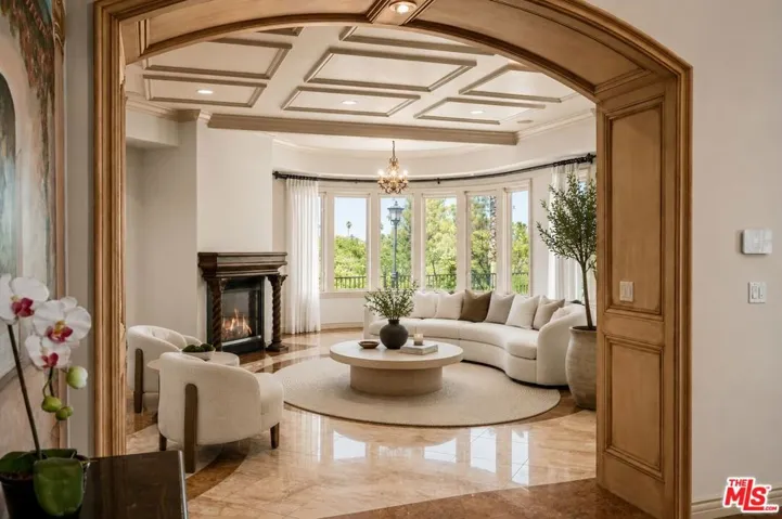 868 Braewood Court, South Pasadena, California 91030