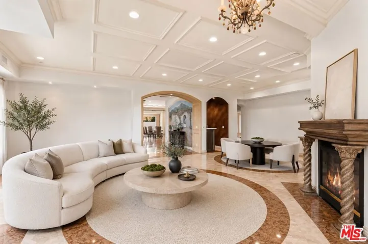 868 Braewood Court, South Pasadena, California 91030