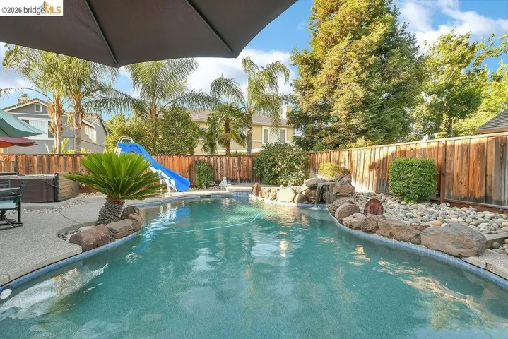 1040 Broadcreek Court, Brentwood, California 94513-5822