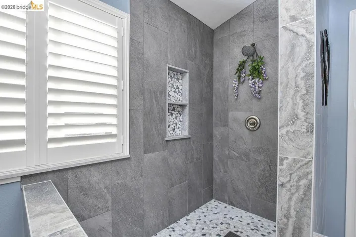 1040 Broadcreek Court, Brentwood, California 94513-5822