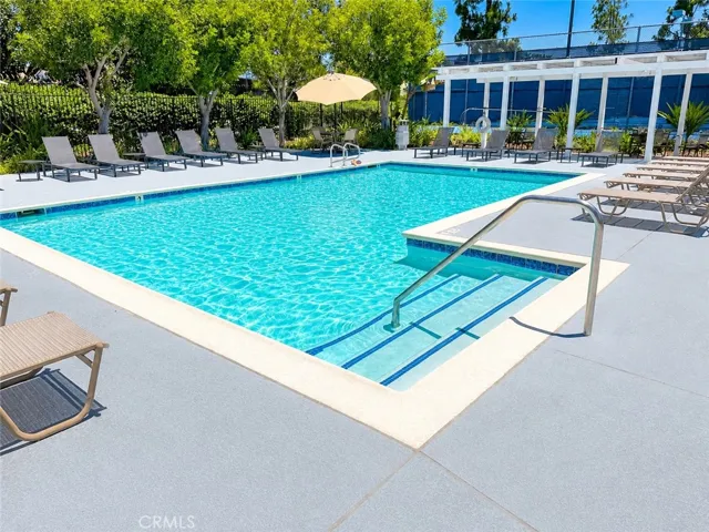 Beautiful Association Pool!