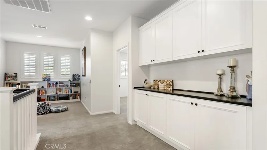 22238 Evening Star Court, Saugus, California 91390