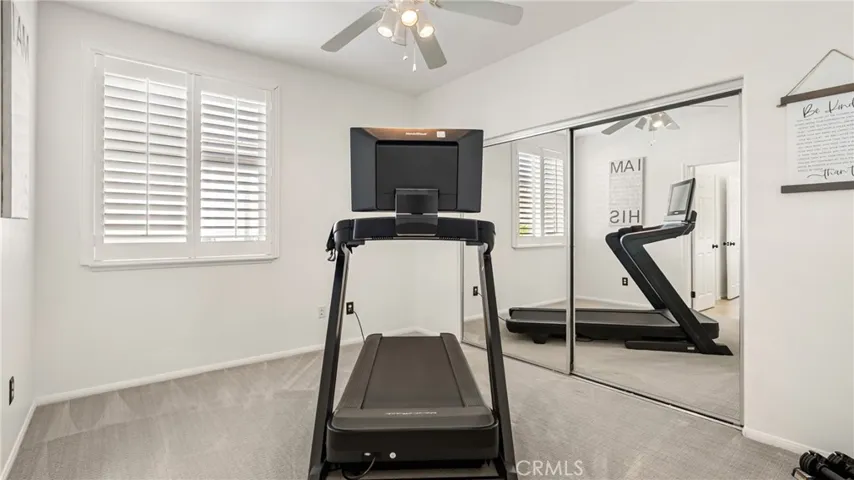 22238 Evening Star Court, Saugus, California 91390