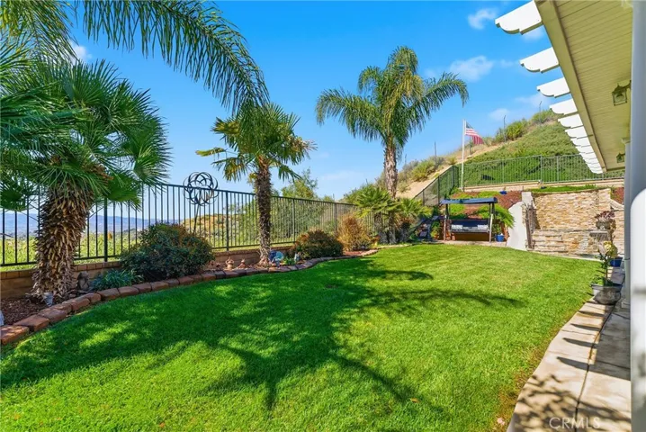 22238 Evening Star Court, Saugus, California 91390