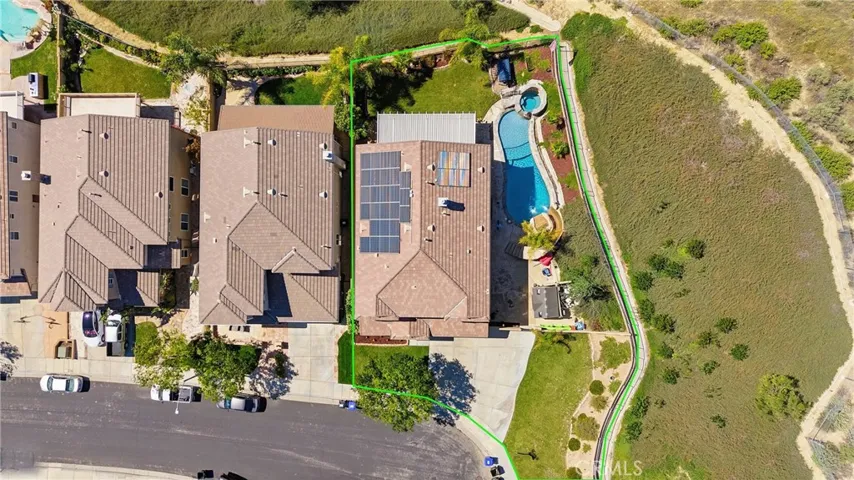 22238 Evening Star Court, Saugus, California 91390