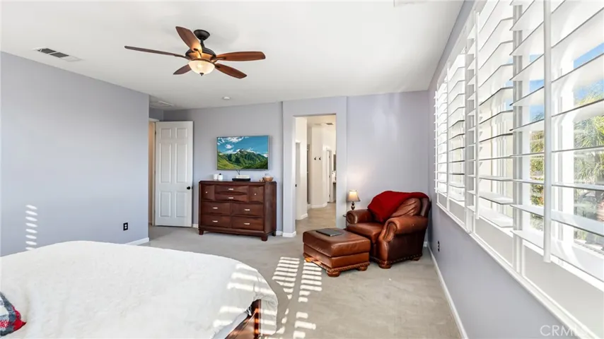 22238 Evening Star Court, Saugus, California 91390