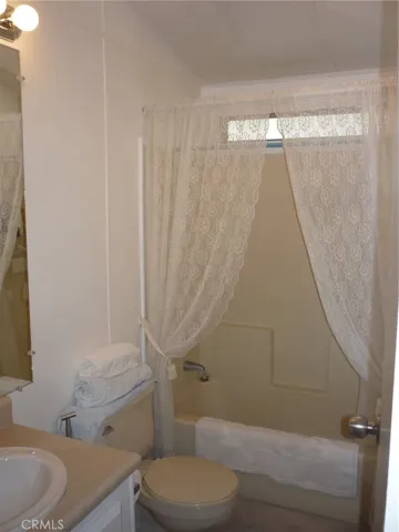 1250 N Kirby Street 9, Hemet, California 92545