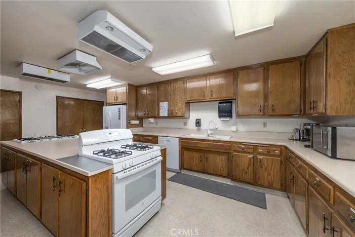 1250 N Kirby Street 9, Hemet, California 92545