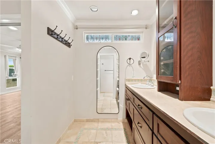 5650 Pickering, Whittier, California 90601