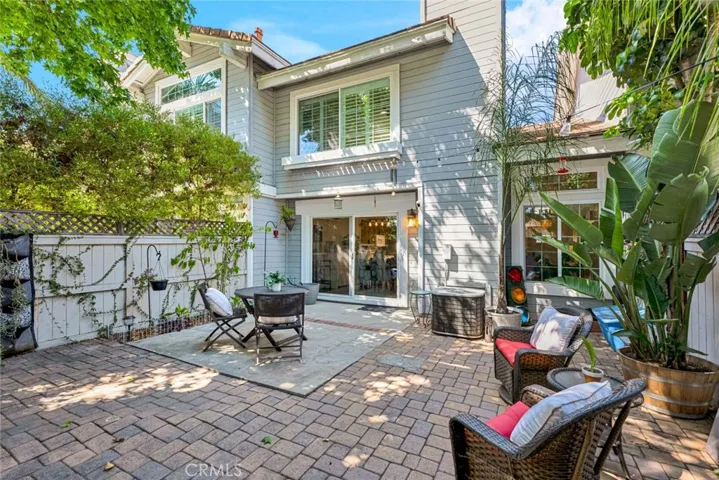 2342 Aspen Street, Tustin, California 92782