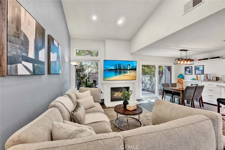 2342 Aspen Street, Tustin, California 92782