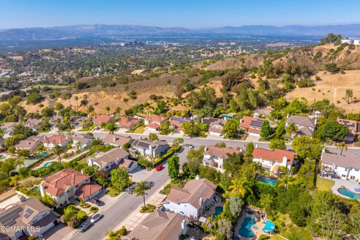 3732 Via del Prado Calabasas-75