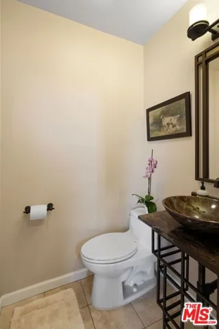 5811 Woodman Avenue 7, Valley Glen, California 91401