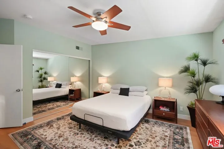 5811 Woodman Avenue 7, Valley Glen, California 91401