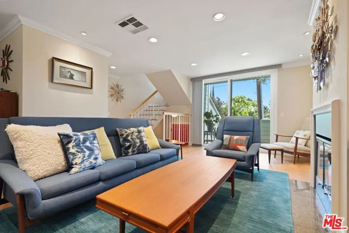 5811 Woodman Avenue 7, Valley Glen, California 91401