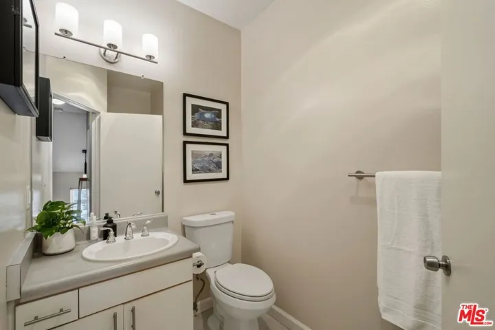 5811 Woodman Avenue 7, Valley Glen, California 91401