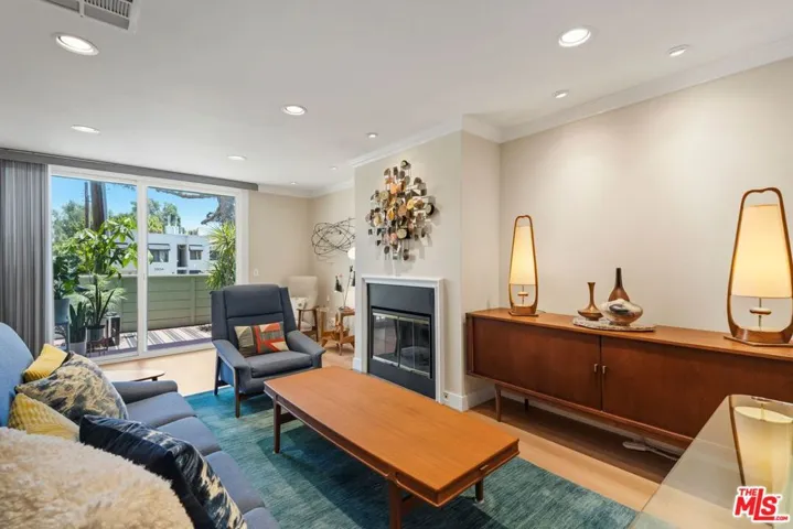 5811 Woodman Avenue 7, Valley Glen, California 91401