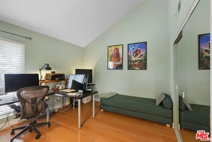 5811 Woodman Avenue 7, Valley Glen, California 91401