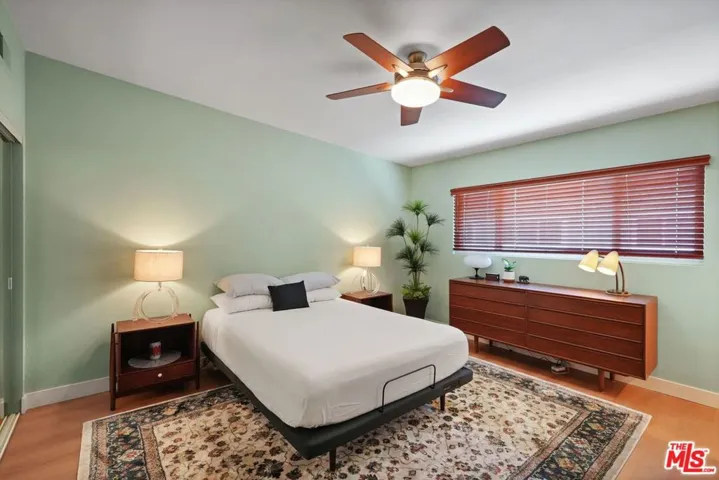 5811 Woodman Avenue 7, Valley Glen, California 91401