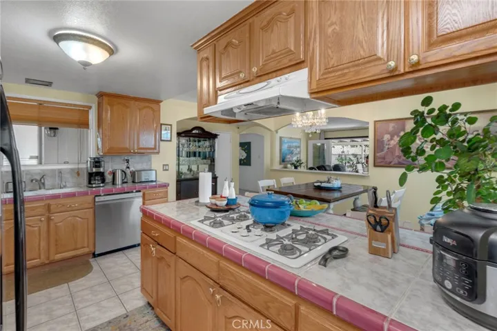 17509 Balfern, Bellflower, California 90706