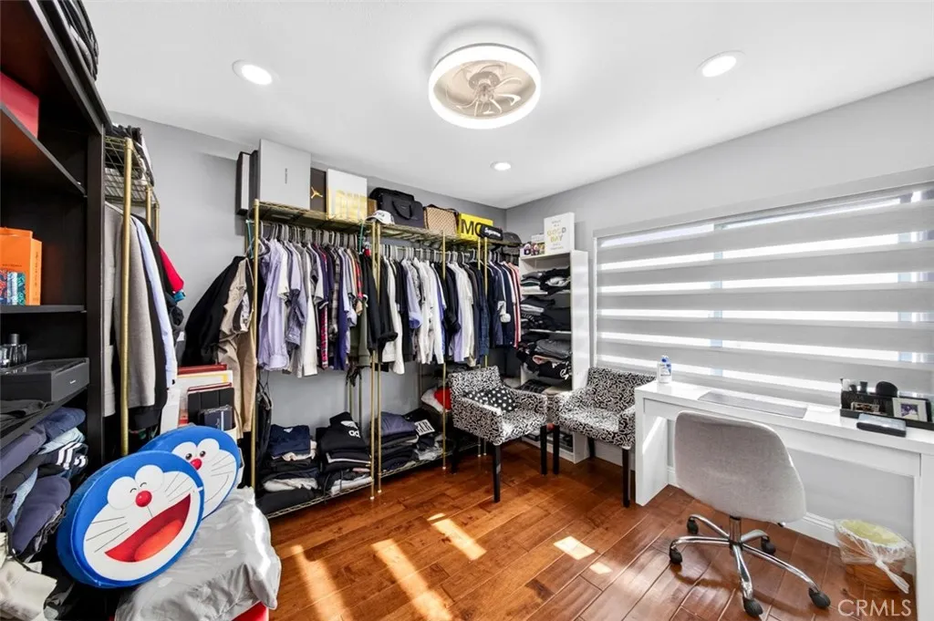 Bedroom4